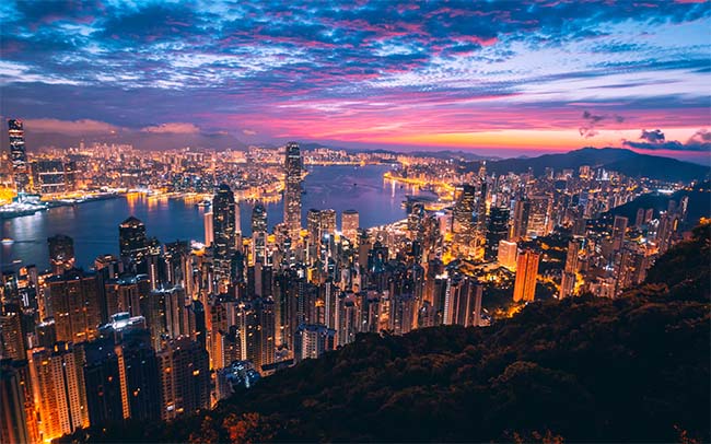 Panoramic view of Hong Kong at dusk