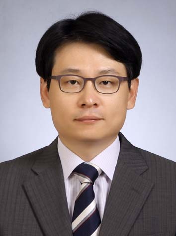 Judge Minoh Kwon photo