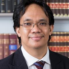 Dr Nadir Hosen